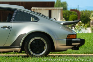 Porsche 911 930 (911) 3.0 TURBO 1975