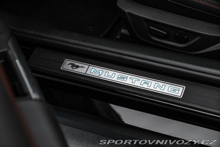 Ford Mustang 5.0 V8 GT 2024