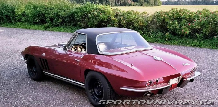 Chevrolet Corvette C2 1965