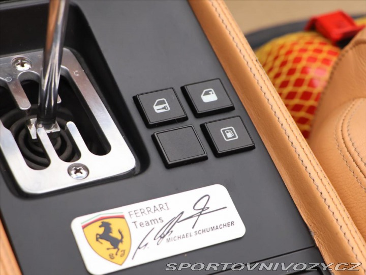 Ferrari 348 3,4 V8 TS Spider Manuál K 1995
