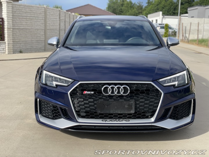 Audi RS4 Avant 2.9 TFSI quatro DPH 2019