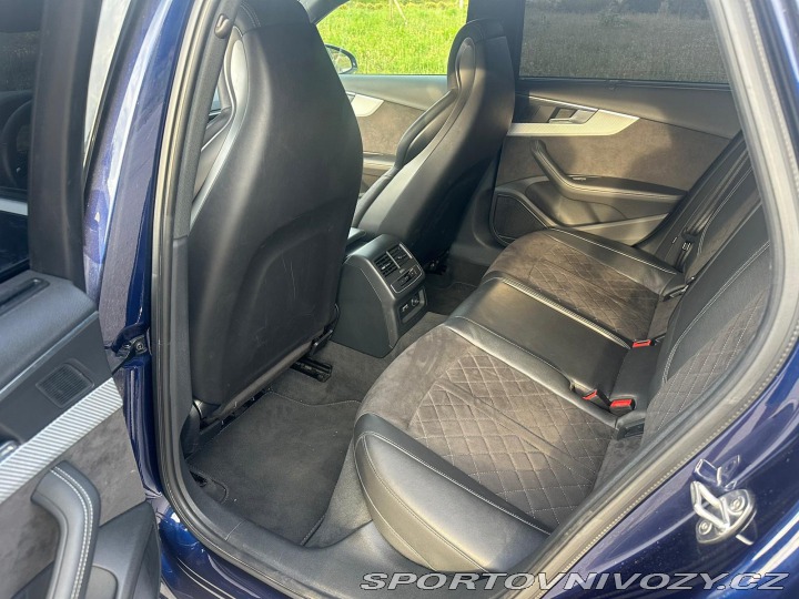 Audi RS4 Avant 2.9 TFSI quatro DPH 2019