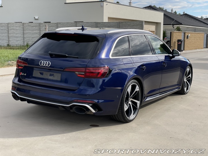 Audi RS4 Avant 2.9 TFSI quatro DPH 2019