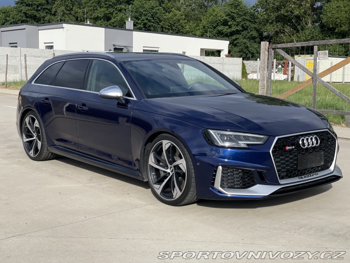 Audi RS4 Avant 2.9 TFSI quatro DPH 2019