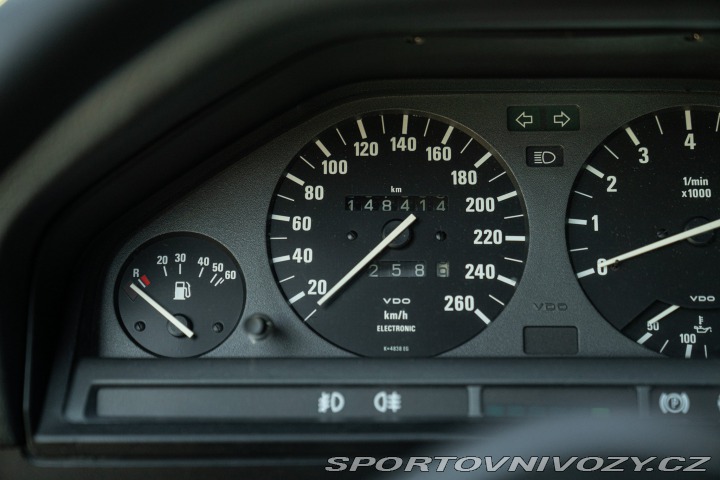 BMW 2 320 is e30 1988