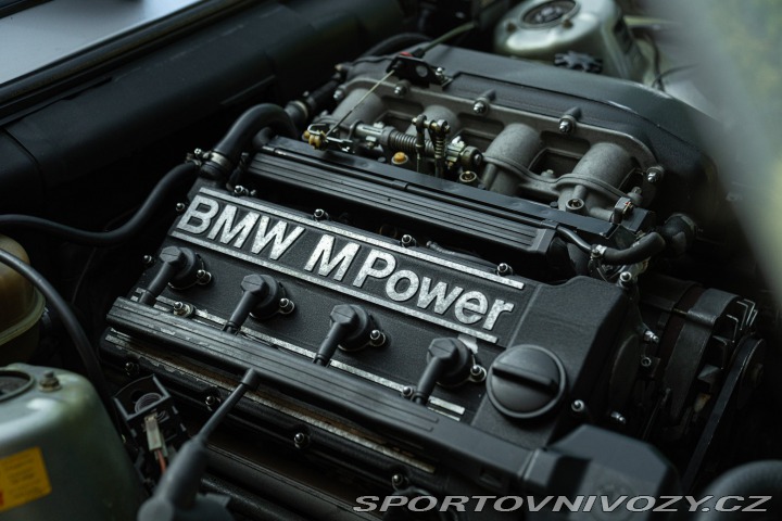 BMW 2 320 is e30 1988