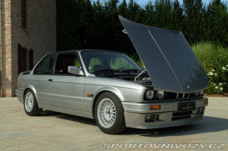 BMW 2 320 is e30 1988