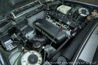 BMW 2 320 is e30 1988