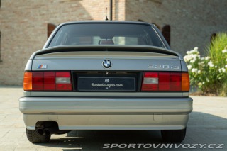 BMW 2 320 is e30 1988