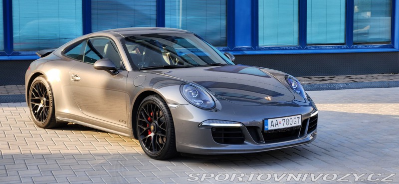 Porsche 911 4 GTS manual