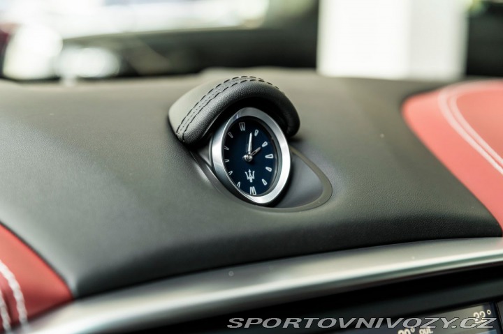 Maserati Ghibli V6 S Q4 Premium/Sport/Car 1800