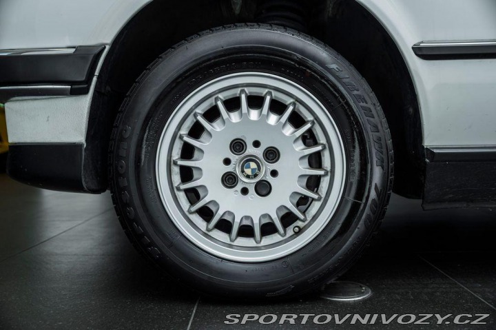 BMW 3 E30 325i Cabrio / Hardtop 1987