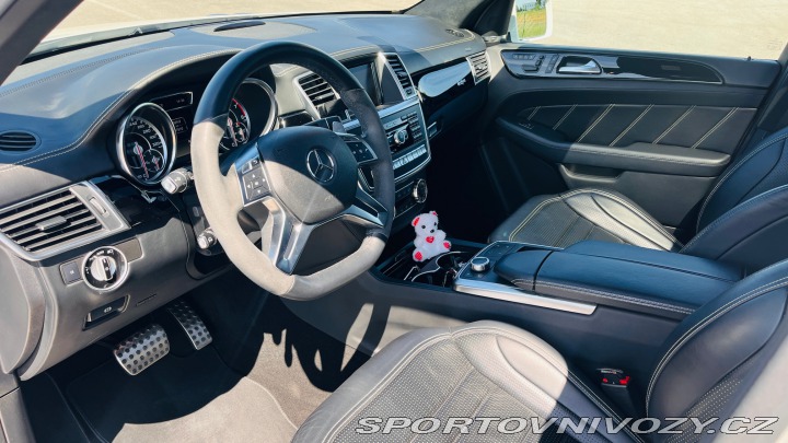 Mercedes-Benz Ostatní modely ML63AMG PERFORMANCE 2012