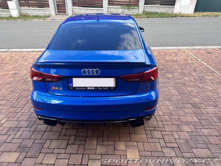 Audi RS3  2018