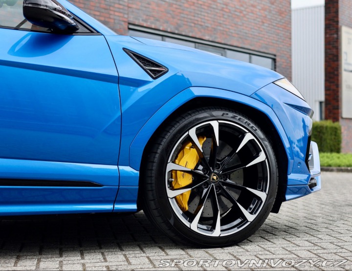 Lamborghini Urus 4.0 V8 *Blu Eleos*Akrapo 2019