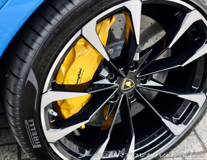 Lamborghini Urus 4.0 V8 *Blu Eleos*Akrapo 2019