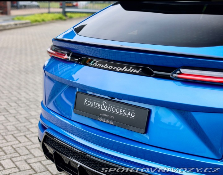 Lamborghini Urus 4.0 V8 *Blu Eleos*Akrapo 2019
