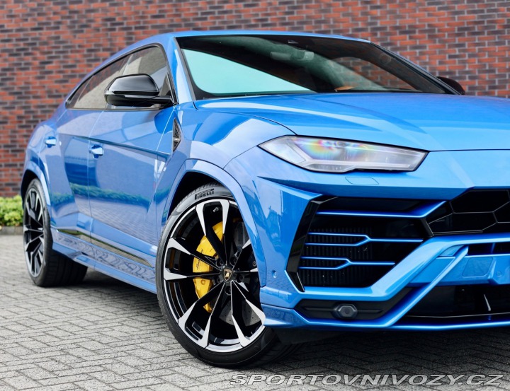 Lamborghini Urus 4.0 V8 *Blu Eleos*Akrapo 2019