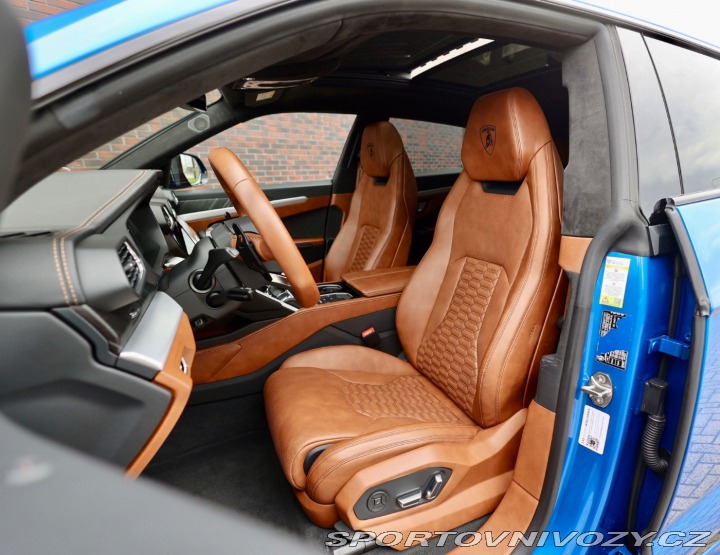 Lamborghini Urus 4.0 V8 *Blu Eleos*Akrapo 2019
