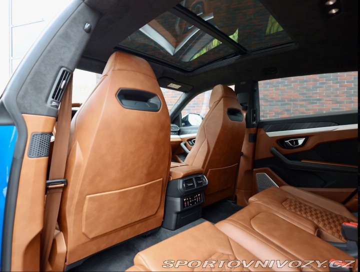Lamborghini Urus 4.0 V8 *Blu Eleos*Akrapo 2019