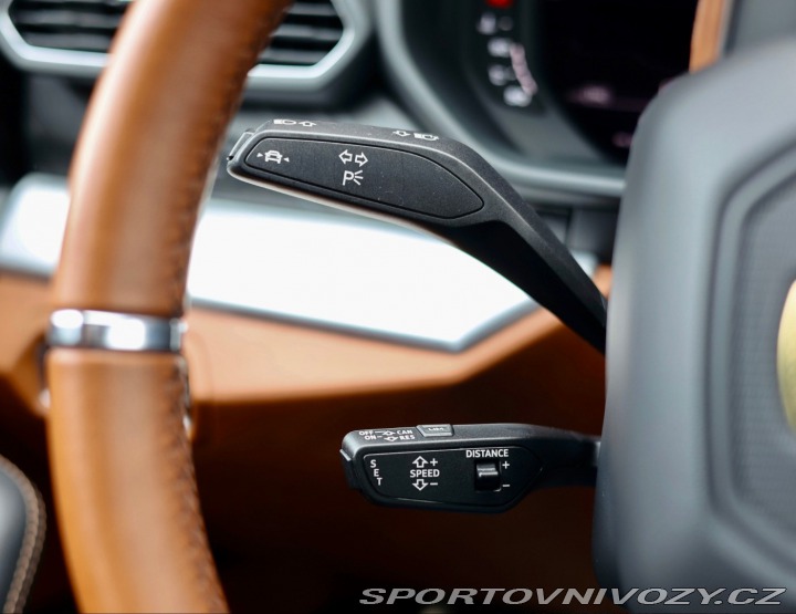 Lamborghini Urus 4.0 V8 *Blu Eleos*Akrapo 2019