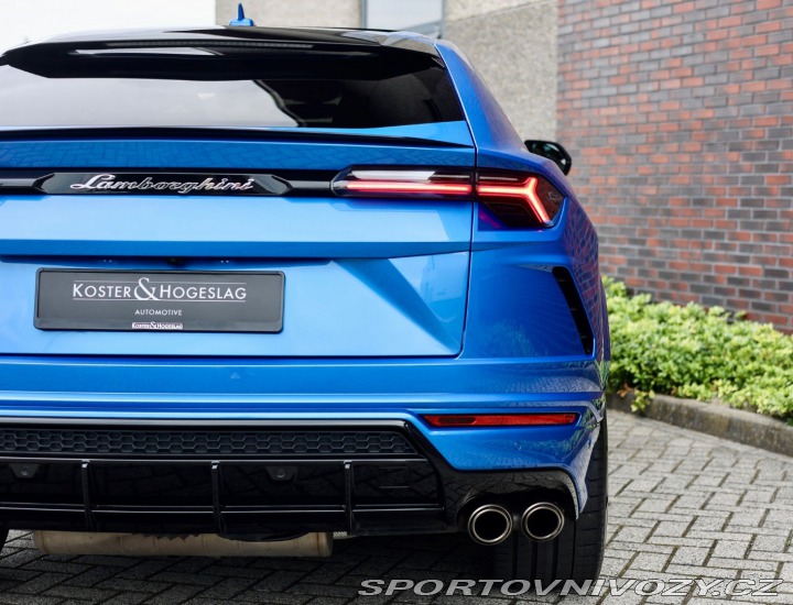 Lamborghini Urus 4.0 V8 *Blu Eleos*Akrapo 2019