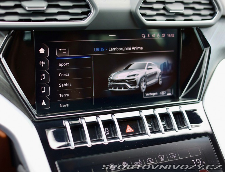 Lamborghini Urus 4.0 V8 *Blu Eleos*Akrapo 2019