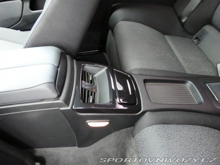 BMW 3 320i 125kW REZERVOVANO 2007