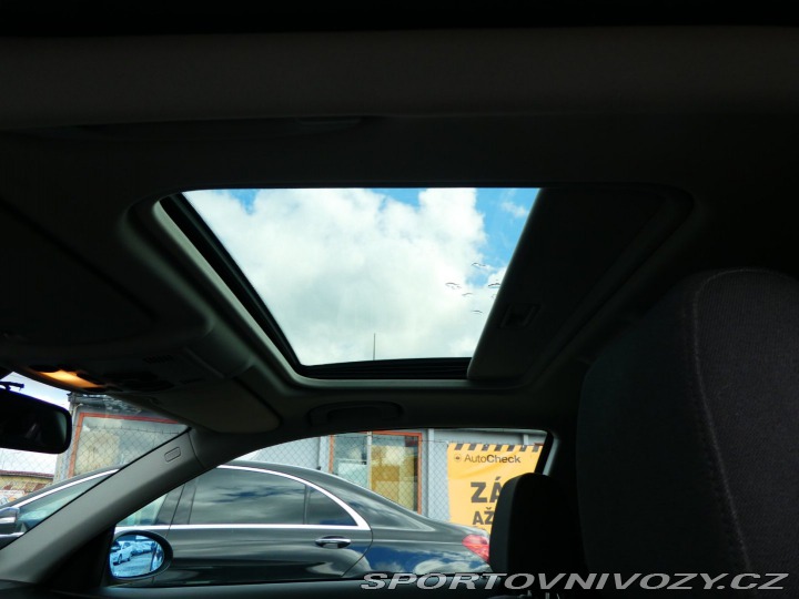 BMW 3 320i 125kW REZERVOVANO 2007