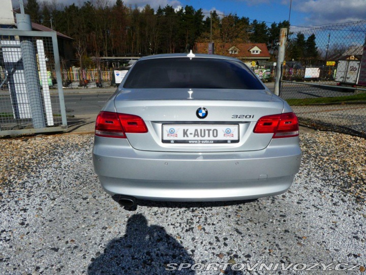 BMW 3 320i 125kW REZERVOVANO 2007