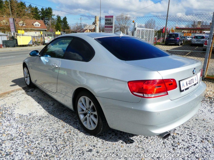 BMW 3 320i 125kW REZERVOVANO 2007