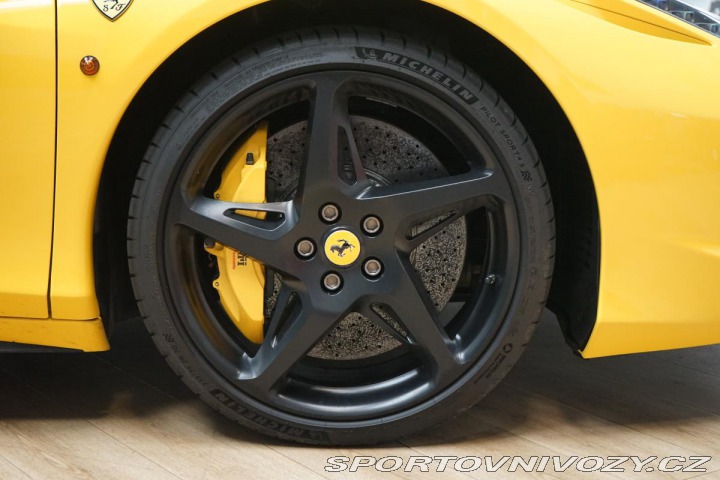 Ferrari 458 TwoTone RacingSeats Carbo 2011