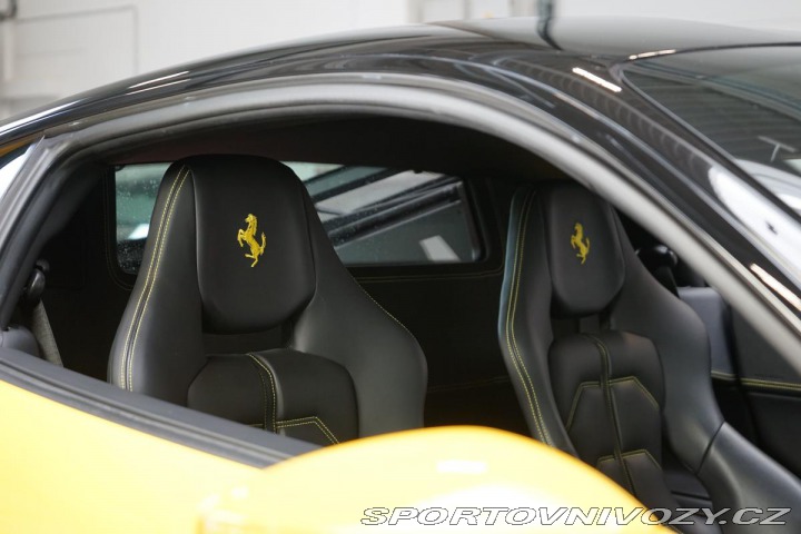 Ferrari 458 TwoTone RacingSeats Carbo 2011