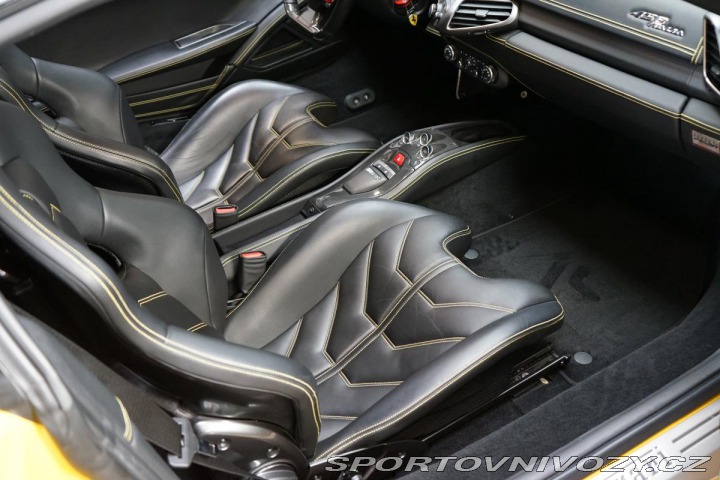 Ferrari 458 TwoTone RacingSeats Carbo 2011