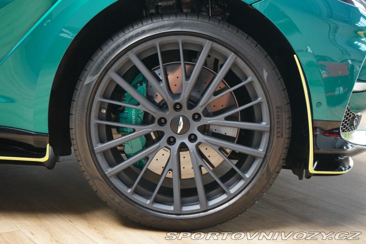 Aston Martin DBX 707 AMR23 Pack Tažné Nez. 2024