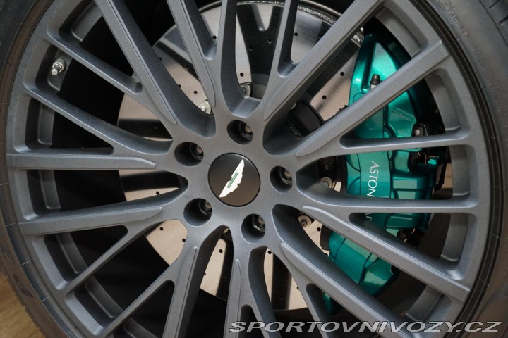 Aston Martin DBX 707 AMR23 Pack Tažné Nez. 2024