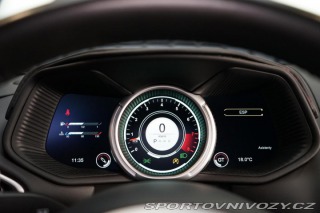 Aston Martin DB11 5.2l V12 447kW Carbon 360 2018