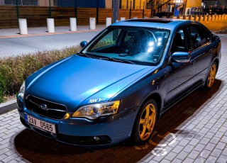 Subaru Legacy H6 3.0R