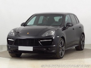 Porsche Cayenne GTS 2012