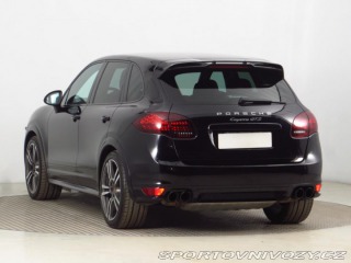 Porsche Cayenne GTS 2012