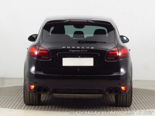 Porsche Cayenne GTS 2012