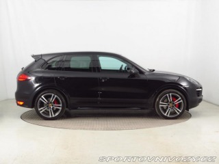Porsche Cayenne GTS 2012