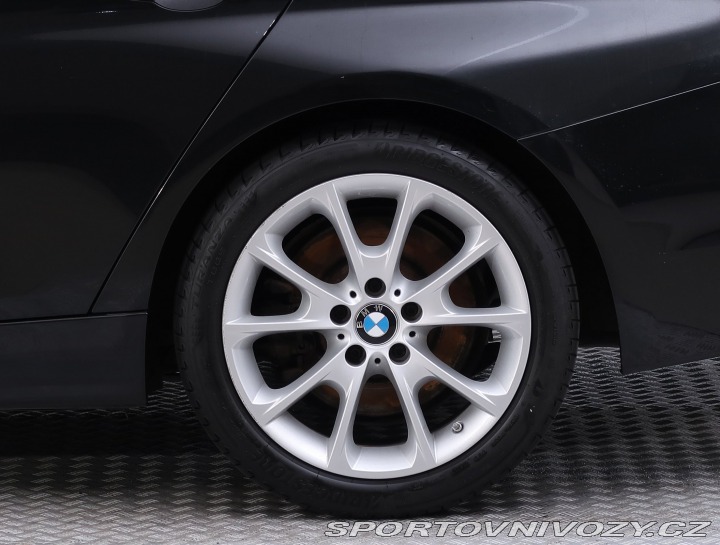 BMW 3 Luxury Line 335 d xDrive 2016