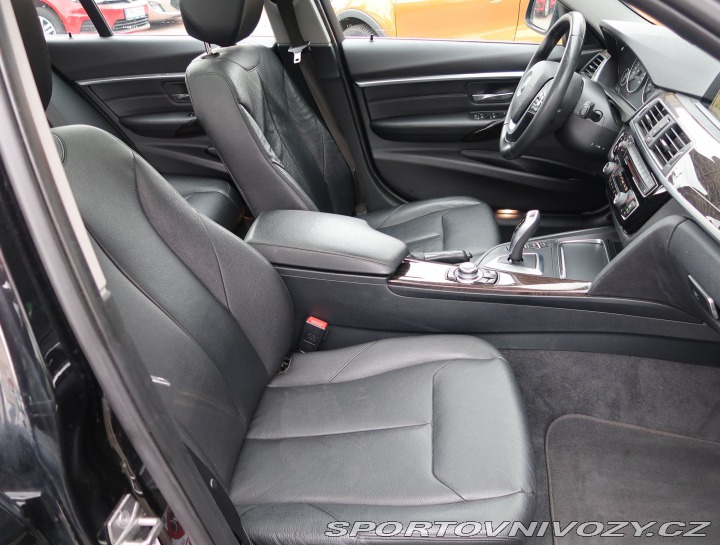 BMW 3 Luxury Line 335 d xDrive 2016