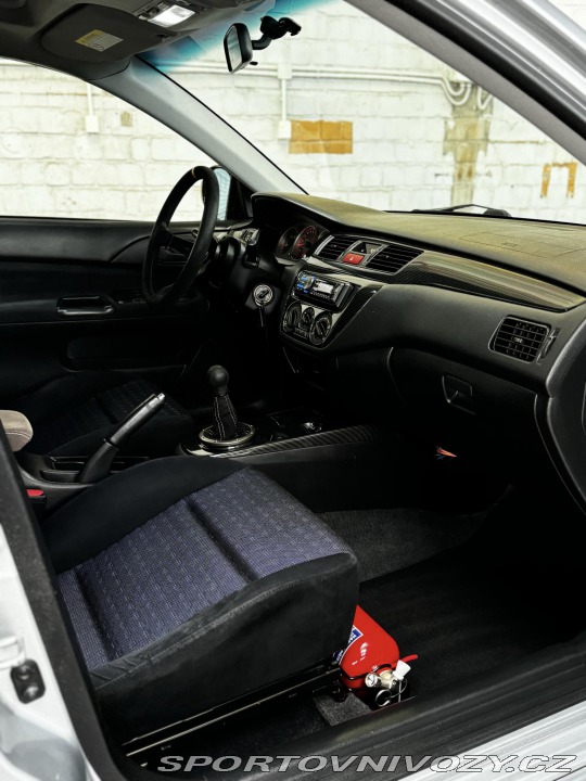 Mitsubishi Lancer EVO Lancer Evolution VIII RS 2005