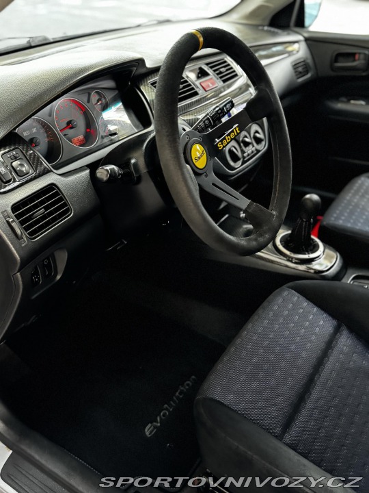 Mitsubishi Lancer EVO Lancer Evolution VIII RS 2005