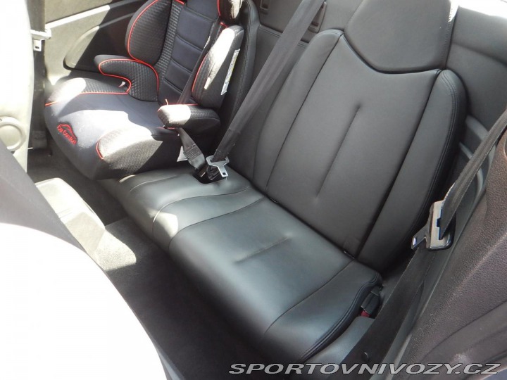 Peugeot RCZ 1.6 T, 115 kW 2010