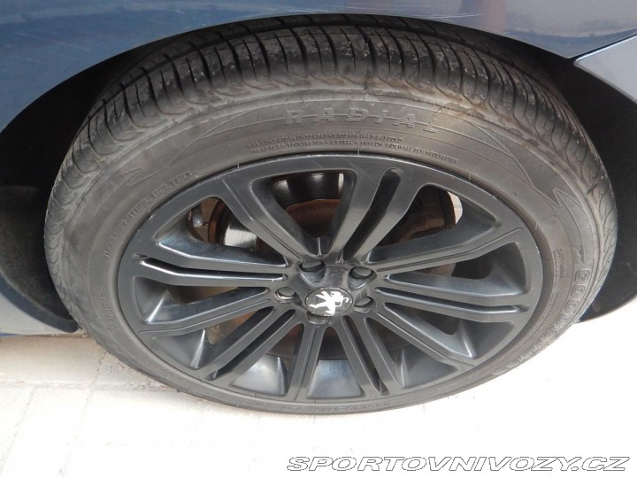 Peugeot RCZ 1.6 T, 115 kW 2010