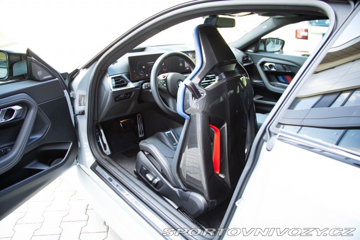 BMW M2 CARBON SEDADLA, RACE TRAC 2024