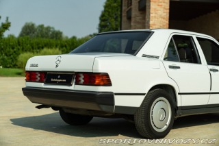 Mercedes-Benz E 190 E 1987
